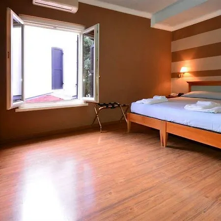 Hotel Ristorante La Grotta Castiglione Delle Stiviere