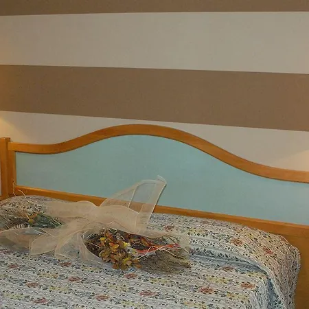 Hotel Ristorante La Grotta 3*