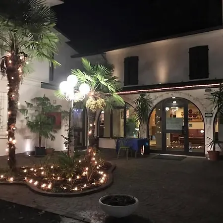 Ξενοδοχείο Hotel Ristorante La Grotta