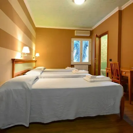Hotel Ristorante La Grotta 3* Castiglione Delle Stiviere